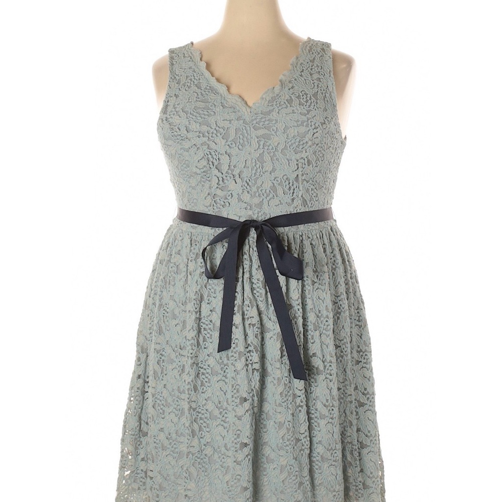 Yellow star - 2x - blue lace cocktail dress